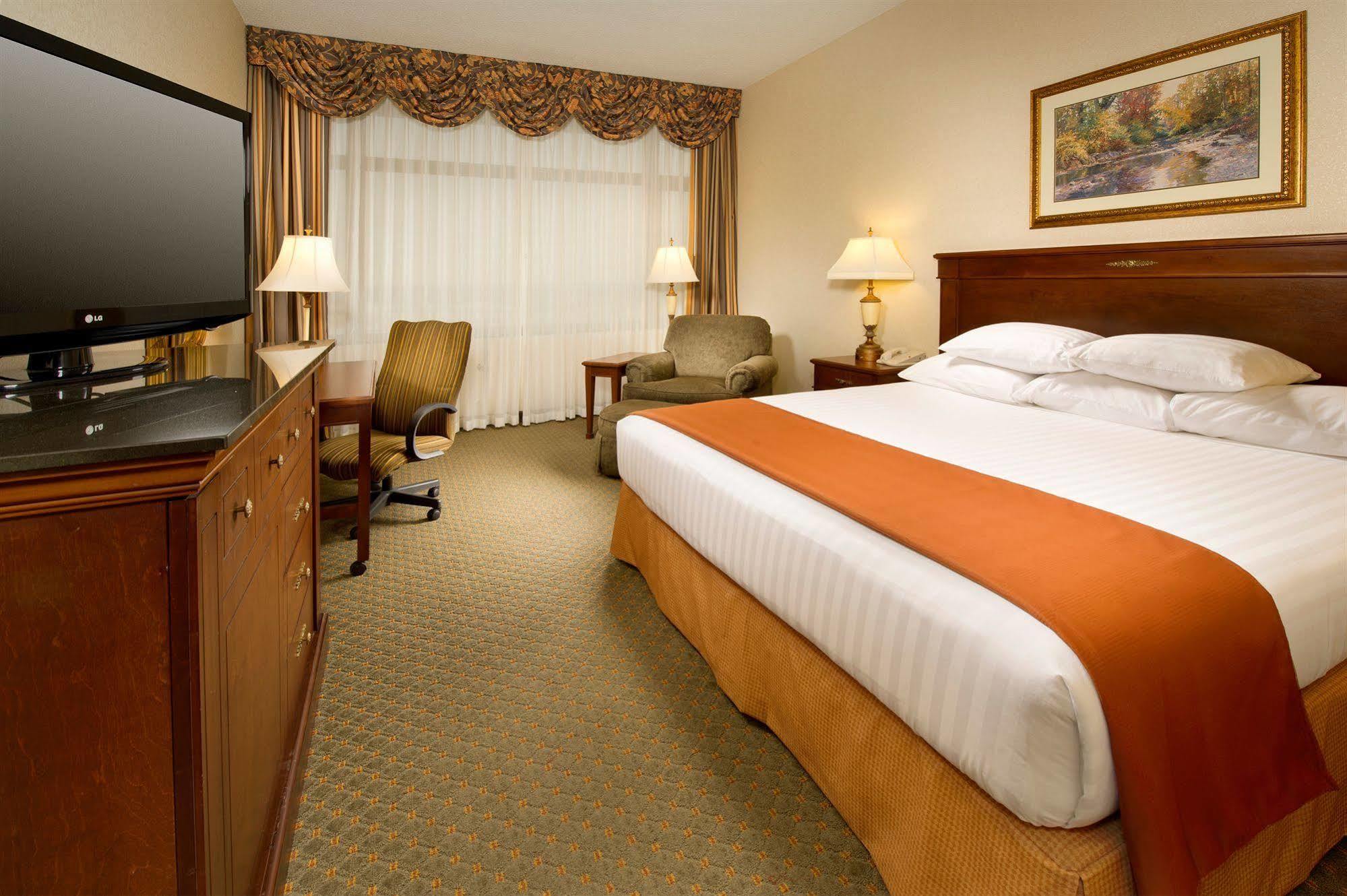 Drury Plaza Hotel St. Louis Chesterfield Eksteriør bilde